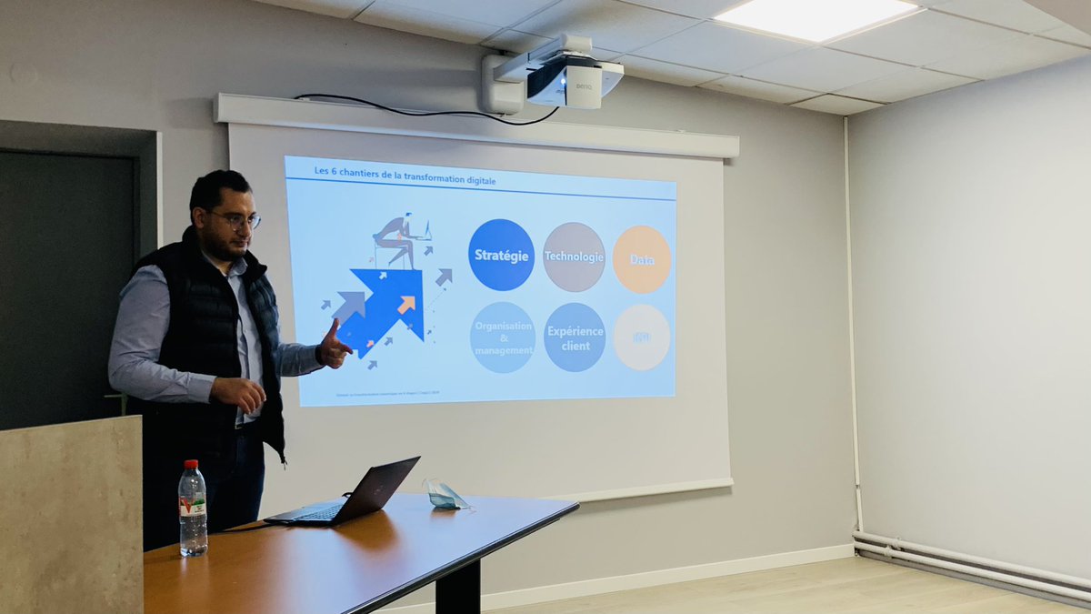 Merci à tous les participants de notre soirée karting CEGID pour leur présence! Des débats très intéressant au tour de la thématique du digital et de l’IA durant la présentation puis de la bonne humeur et un bel esprit au cours du repas et du grand prix de karting ! #CJEC #CEGID