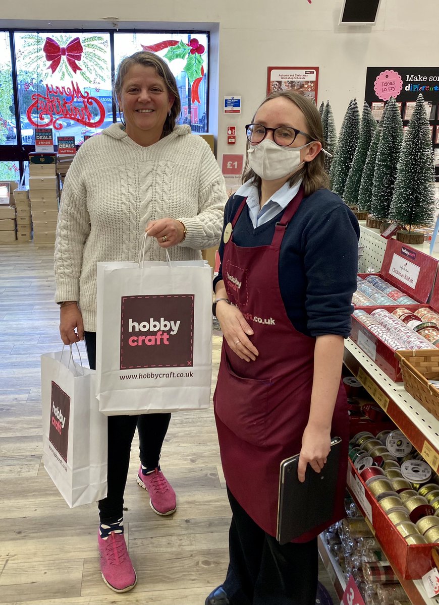 KarenWroeArtist's tweet photo. Thank you @Hobbycraft_ALT for #donation to @SaleRotaryClub #salvationarmy #christmas toy appeal
It was very kind of you, I only called in to get supplies for @AWAH_Alty #festivewindow competition (@AltrinchamBID #altrincham )
Your donations is vey much appreciated https://t.co/spIlDT3do3