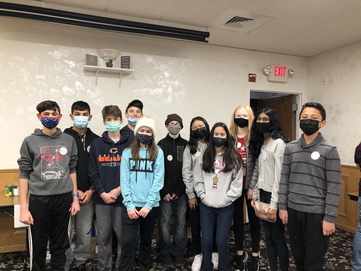 Century NJHS members volunteering at the Orland Park Food Pantry. We are so proud of our members! <a href="/CenturyWildcats/">Century Junior High</a> <a href="/135NJHS/">OSD 135 NJHS</a>