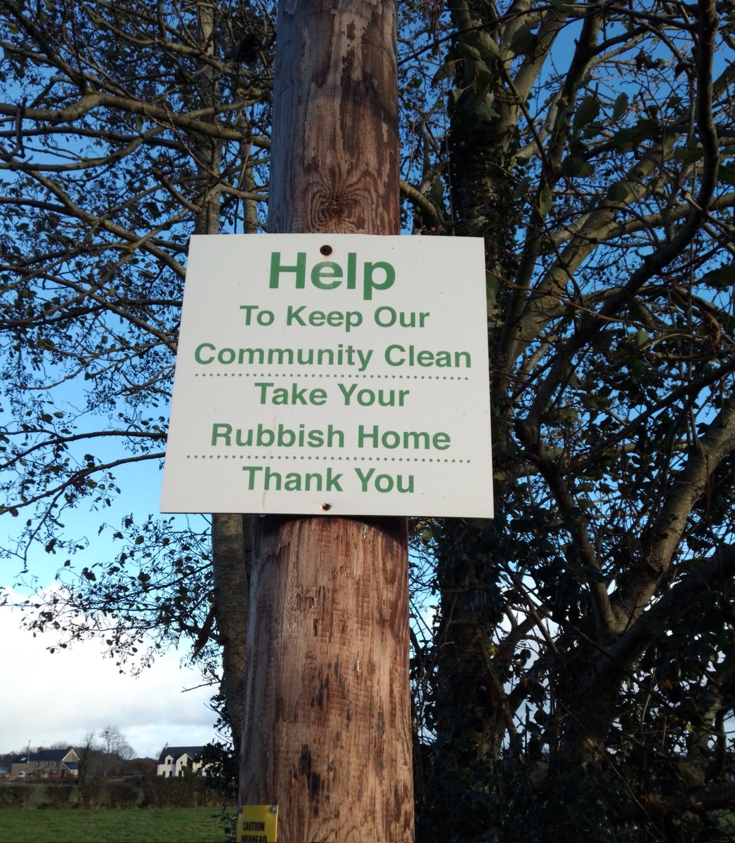 isupportlhlh's tweet photo. Spotted these signs on my afternoon walk. Well done the #community of #MacknaghLane #Upperlands. The road was spotless end-to-end. #AdoptASpot @MidUlster_DC @KeepNIBeautiful #SundayThoughts https://t.co/j5zuxIvzL3