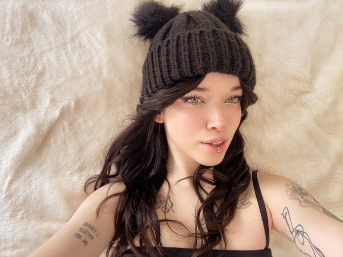 <333 https://t.co/EJUn9g494o<a href="/tag/scream"class="tags"><span>#scream</span></a>