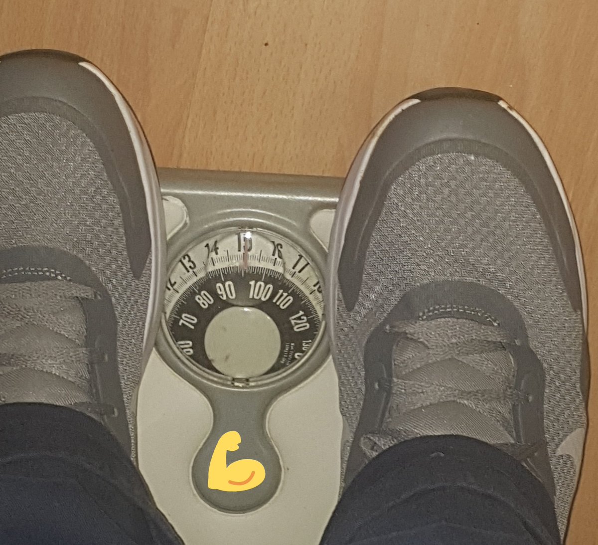 198 cm x 97 kg! Optimum height weight ratio https://t.co/BcGQgKFM5z