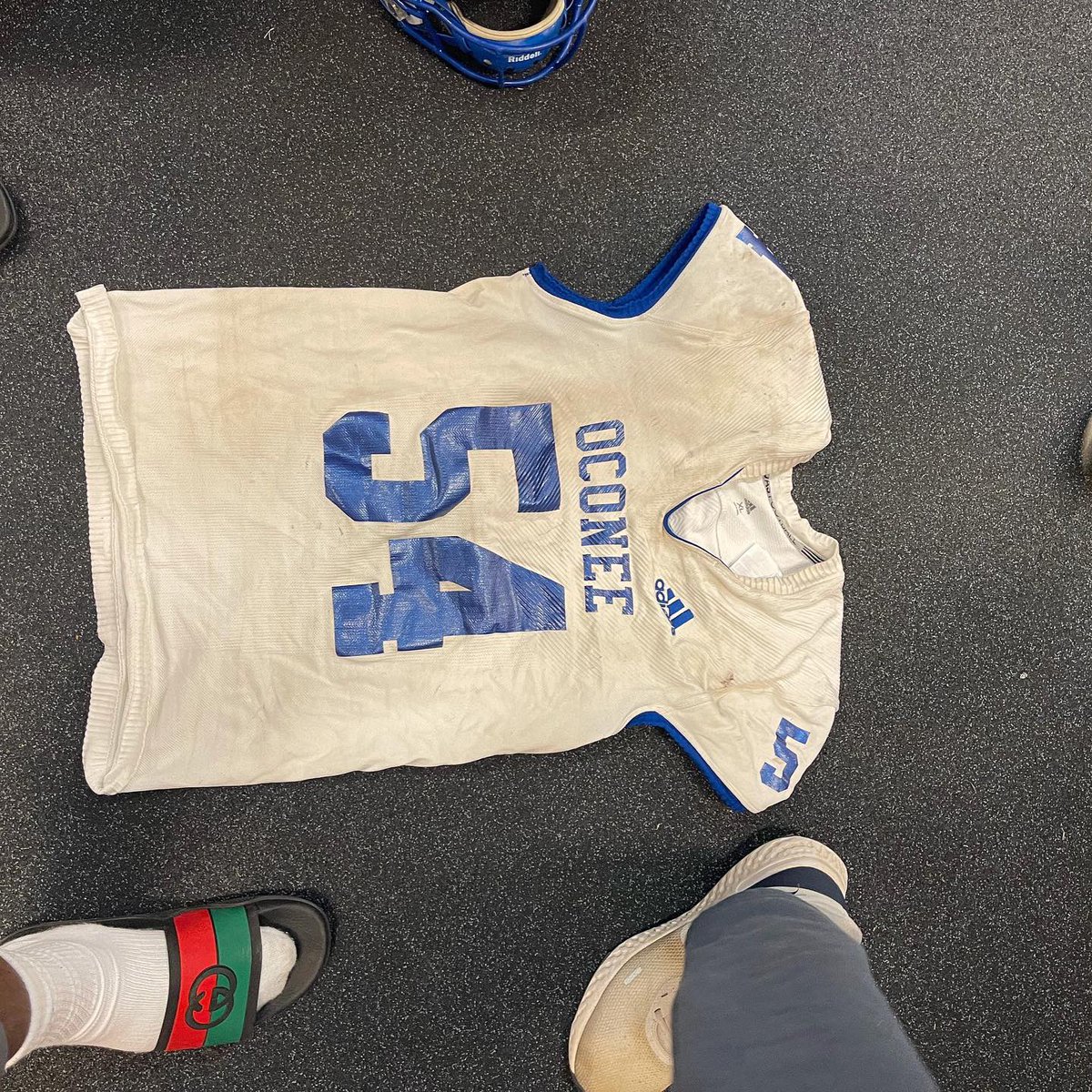Tre_Rittenberry's tweet photo. These past 4 years have been amazing #54out ✌🏾 https://t.co/gHfIYH6iIo