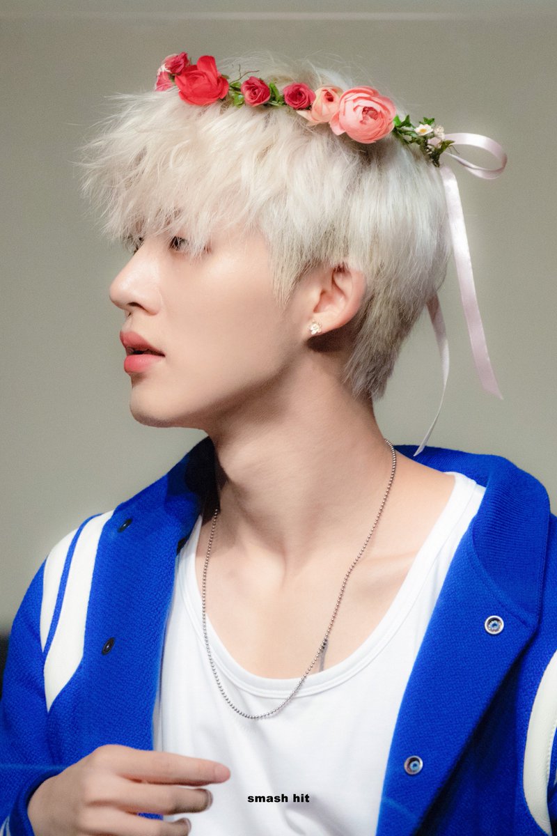 smashhit1022's tweet photo. 211121 💐🐤 #비아이 #김한빈 #BI @shxx131bi131 https://t.co/KMQ5m4Fonx
