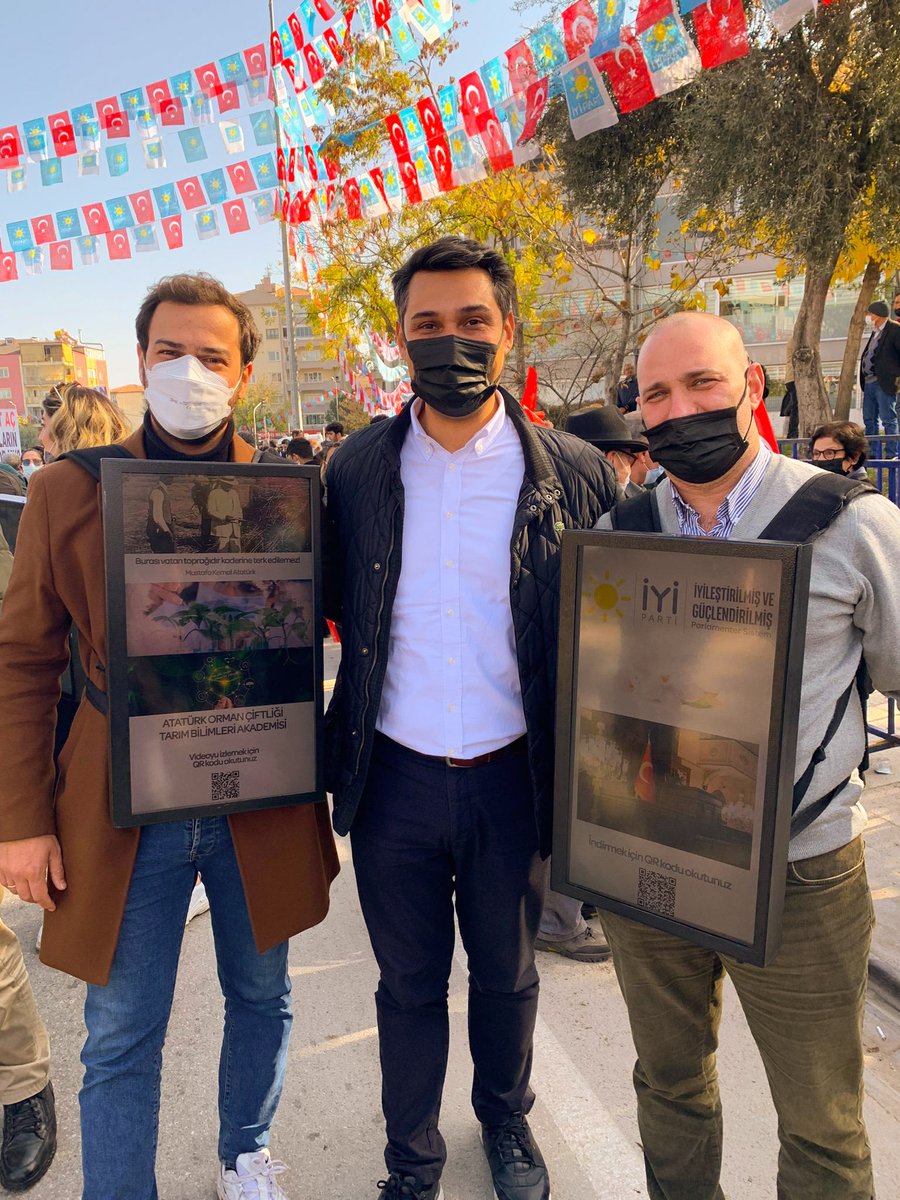 BoardsYaya's tweet photo. #iyiparti #iyiparti.org.tr Kadıköy ilçe teşkilatı Denizli'de Genel Başkan Sayın Meral Akşener'in mitinginde.   
yayaTVboards.
#iyiparti

#meralakşener #kadikoyiyiparti #avalperakdogan #kadıköy https://t.co/j2c2htFajd