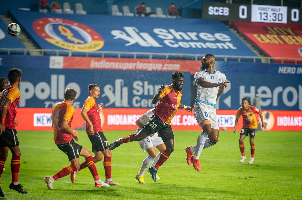 StatAttack4's tweet photo. Hira Mondal game by numbers against #JamshedpurFC

14 accurate passes 
3 accurate long balls 
2 Crosses
7 Duels won 
5 Clearances 
2 successful tackles 
4 interceptions 
5 recoveries

#JoyEastBengal #WeAreSCEB #আমাগোক্লাব #ISL https://t.co/jOl4rB106q