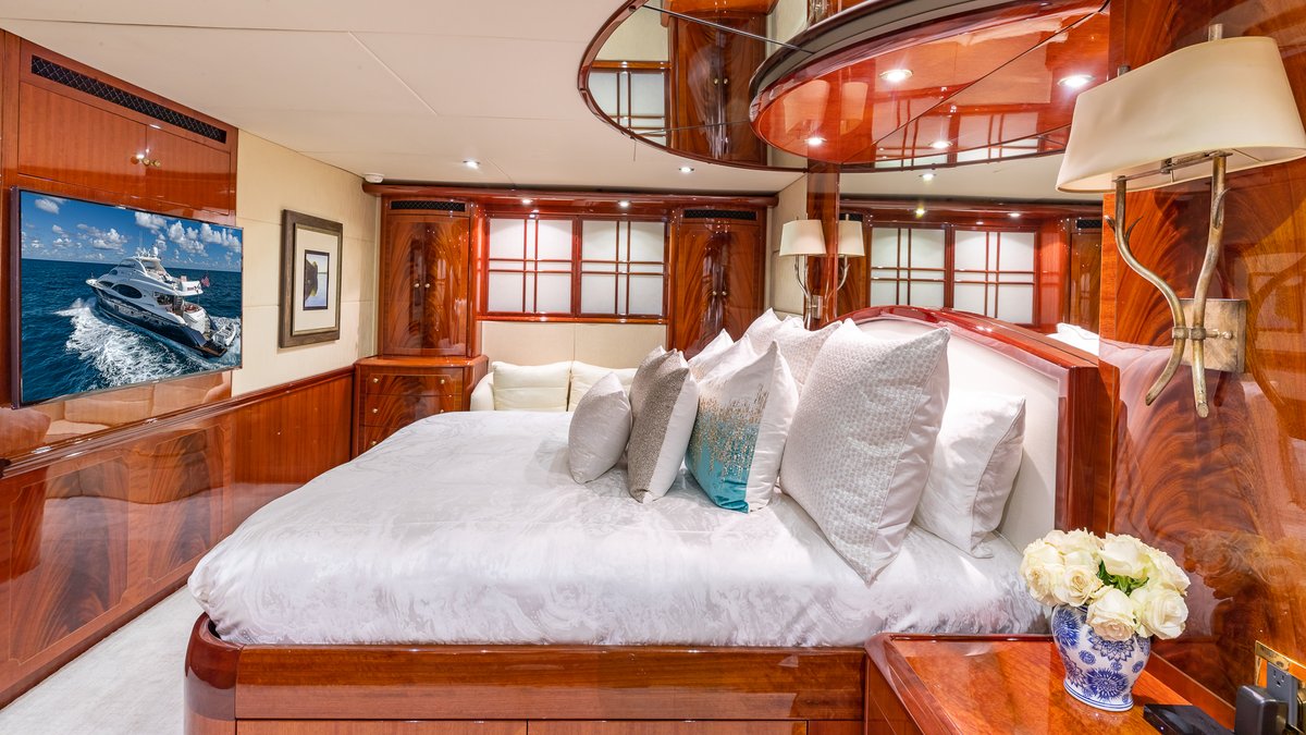 Yacht Photographer on Twitter "116' Lazzara "Hope Floats" yacht_photo