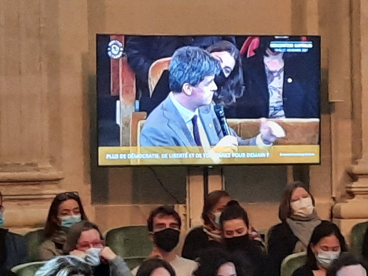 Eric Valmir tweet media