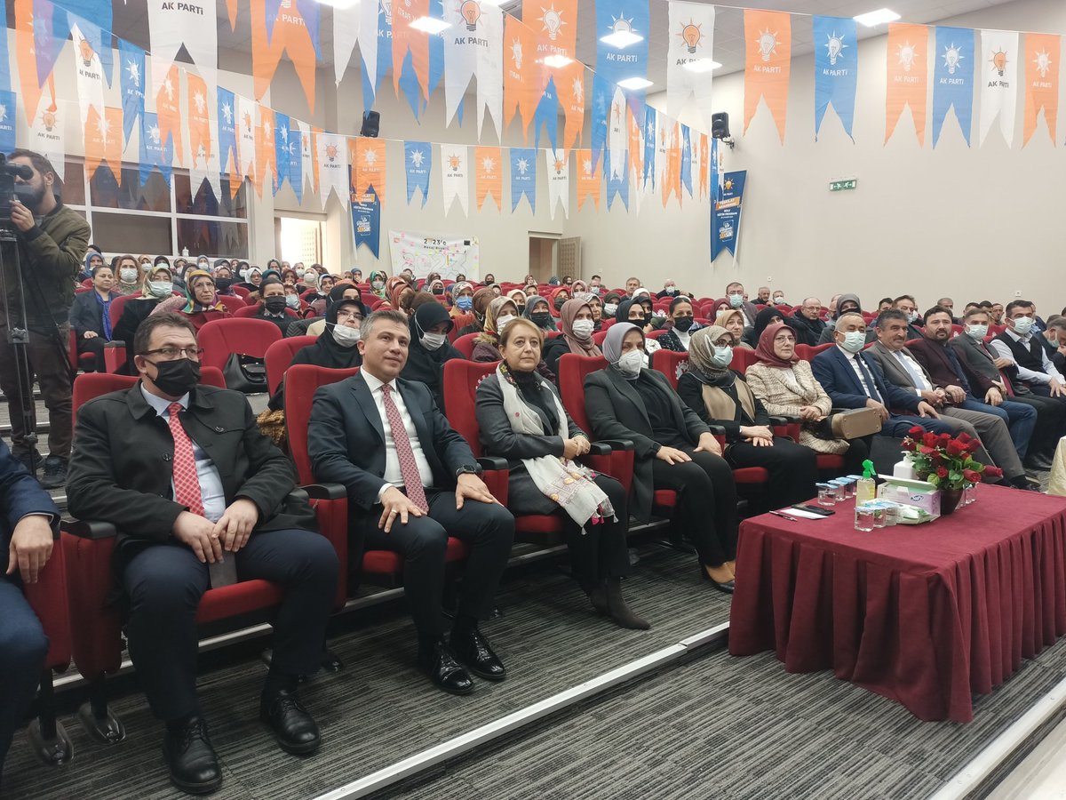 suat_guner's tweet photo. 'Bu Hikayenin Kahramanı Sensin' Temalı Eğitim Akademimizi tamamladık. https://t.co/vvmp6p1Mnu