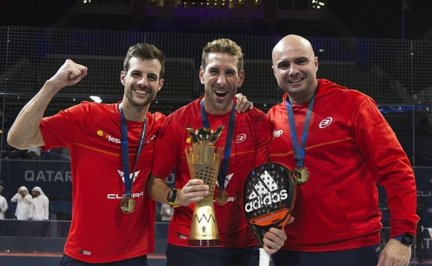 11alexruiz's tweet photo. #málagapower 🔥💙 CAMPEONES DEL MUNDO 🥇 https://t.co/tCr09NViFo