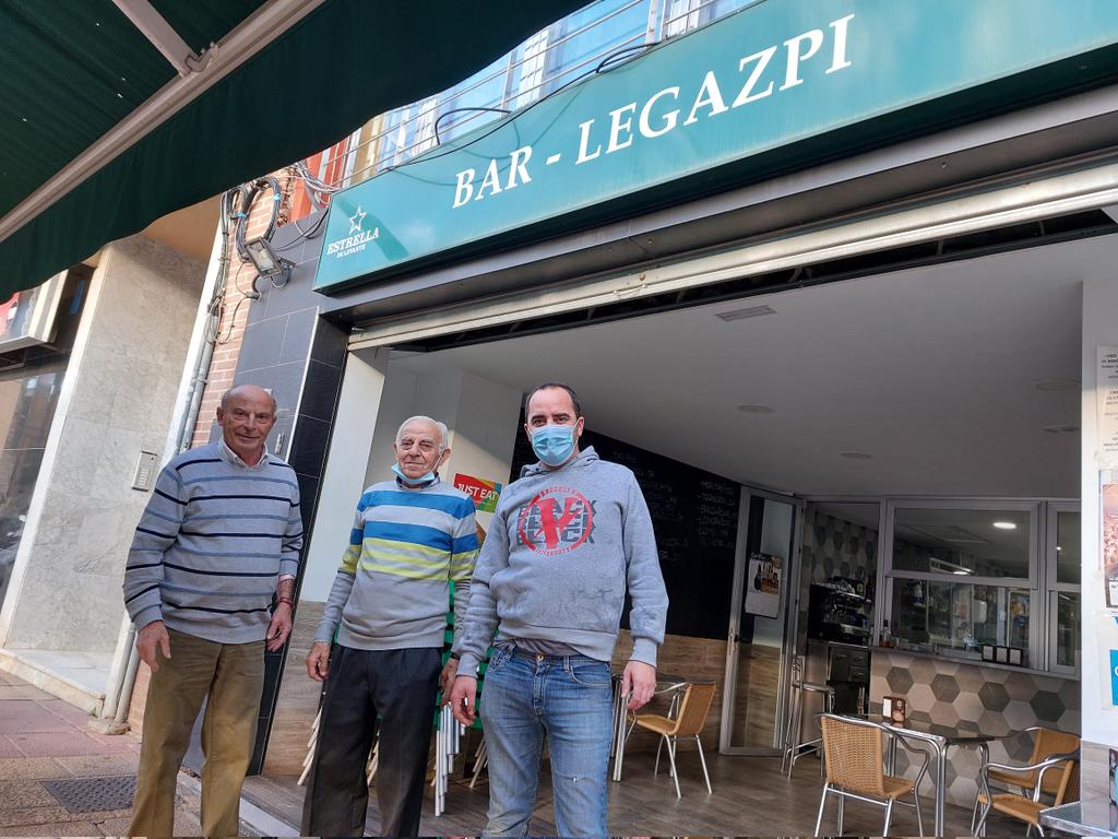 elcandelabro968's tweet photo. 🥘 Queremos dar las gracias al Bar Legazpi, en Miguel de Cervantes 6, en Murcia, por el gran trato recibido y ese menú espectacular que nos han servido ¡Totalmente recomendable! https://t.co/2OlrqCmT4g