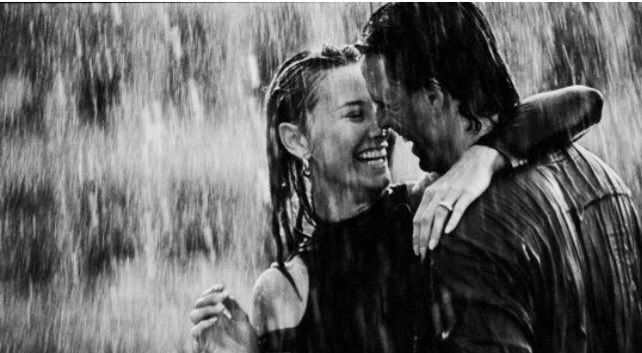 поцелуй под дождем. прогулка под дождём. "мелодия дождя". анимация двое под дождем. любовь под дождем.