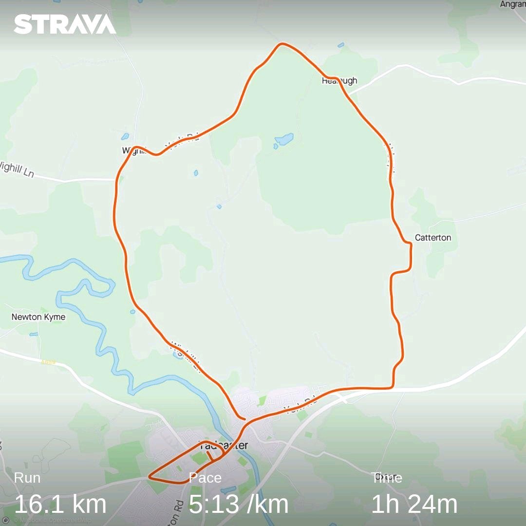 Padmore's tweet photo. 10 mile PB in the Tadcaster 10 today! That's 12 minutes quicker than when I last ran it in 2019. After a quiet few weeks post marathon I've gradually increased my distance recently. Next goal is 1000 miles for the year and I've got some exciting plans for 2022! #Running https://t.co/SZnQnB7Sto