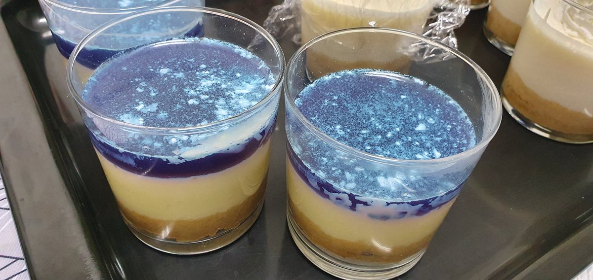 narcur04's tweet photo. Hoy toco tarta de queso.
#tarta #tartadequeso https://t.co/0o7Rzigo84