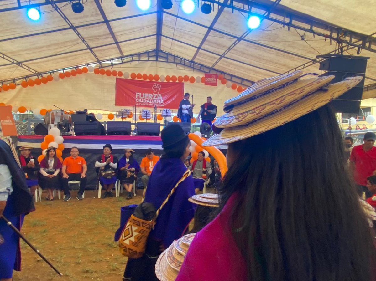 GuzmanAvanza's tweet photo. El gran pueblo Misak, símbolo de resistencia y dignidad para Colombia, se une por unanimidad a la #FuerzaDelCambio.

En toda la Nación se respira un nuevo aire, llegó el momento, con nuestra fuerza el cambio es imparable.

#MisakConFuerza https://t.co/hQ3qlOsq2A