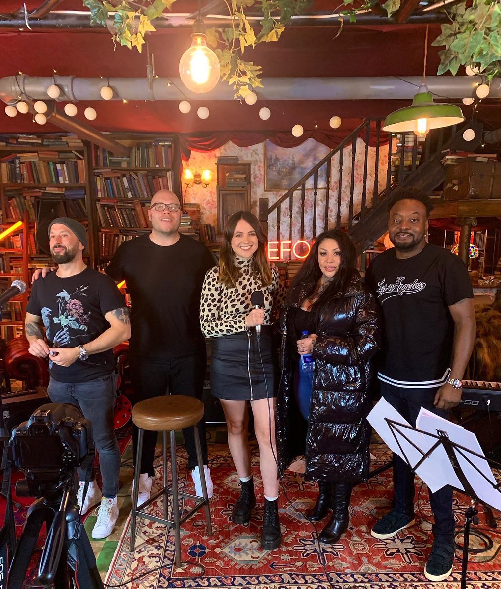 Esme Todd tweet media