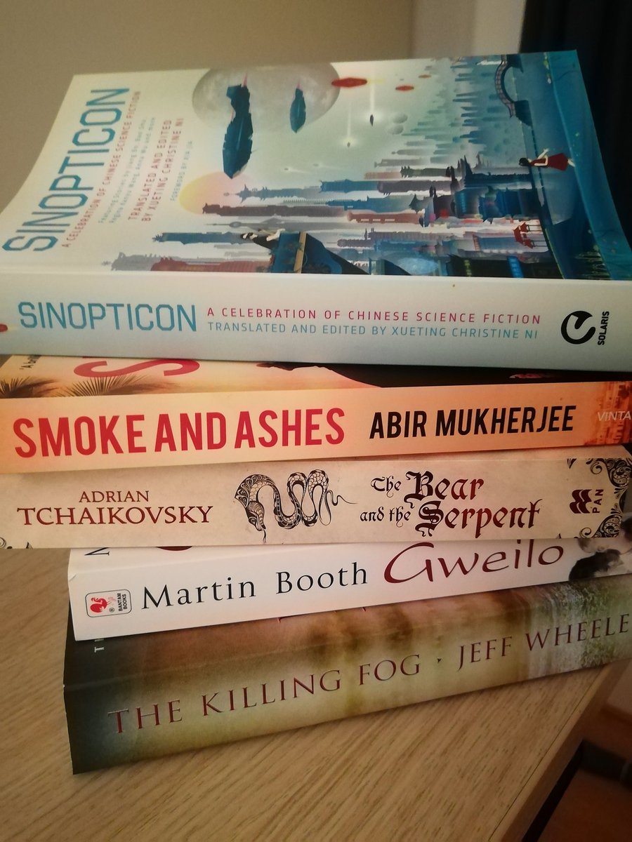 NobodyShanghai's tweet photo. Books I picked up for the new round of lockdown...#bookstagram #covidbooklist #sinopticon https://t.co/HjrWtO5c7V