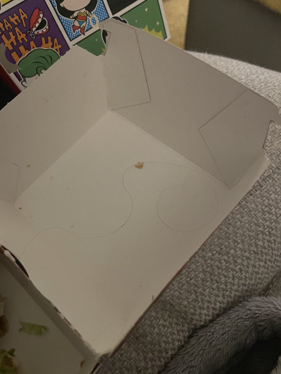 LapsleyBeth's tweet photo. ⁦@McDonaldsUK⁩ a little added extra? Disgusted to find a long hair in my food please respond https://t.co/MQOeYLt1Xq