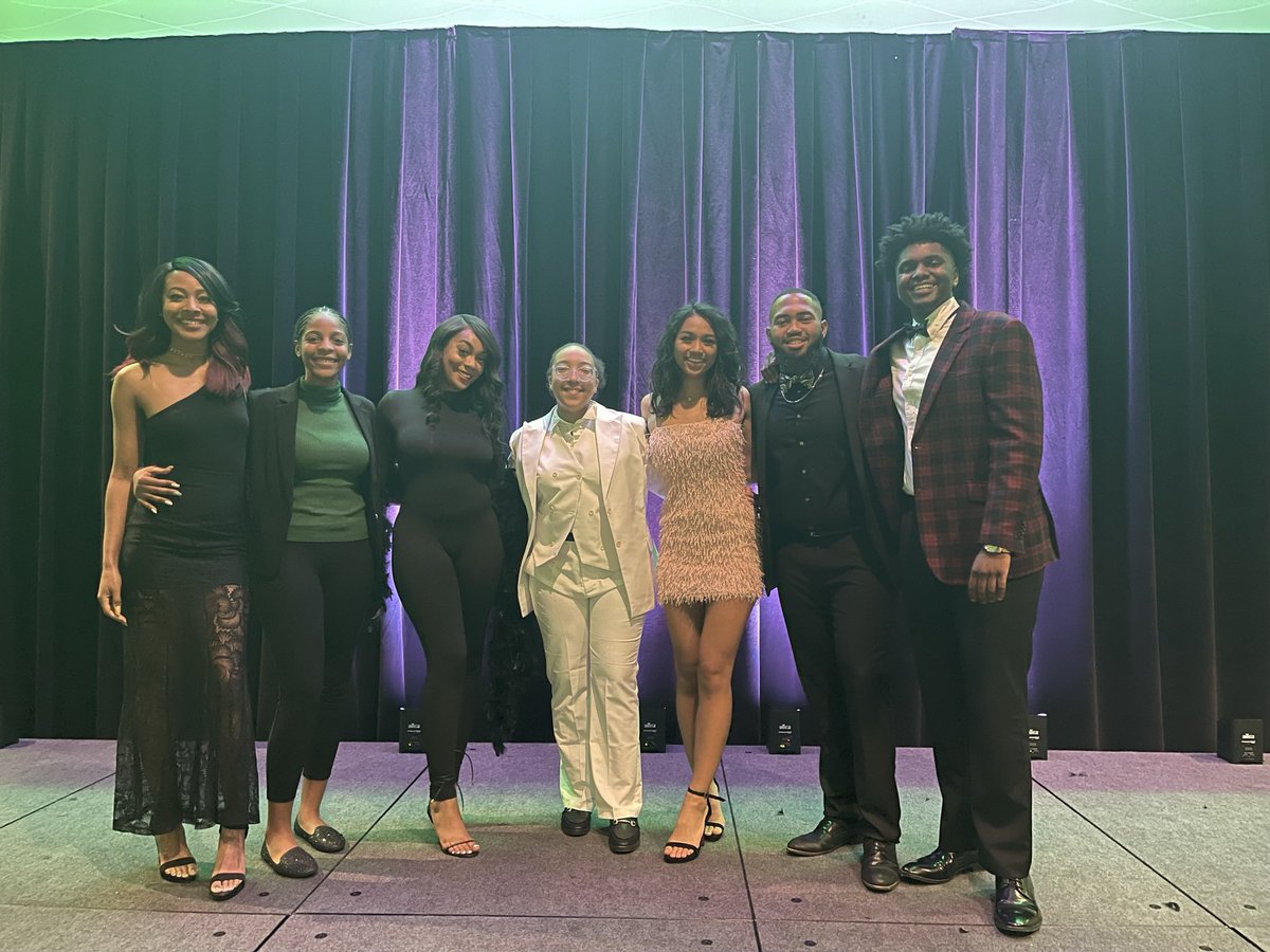 untBSU's tweet photo. What a way to close out the semester! Fall Ball was an amazing event thanks to everyone who attended and our amazing programming committee ✨

Congratulations to ALL the winning nominees that have strived for greatness this year 🏆 #UNTFallBall2021 https://t.co/O9pkacAhvJ