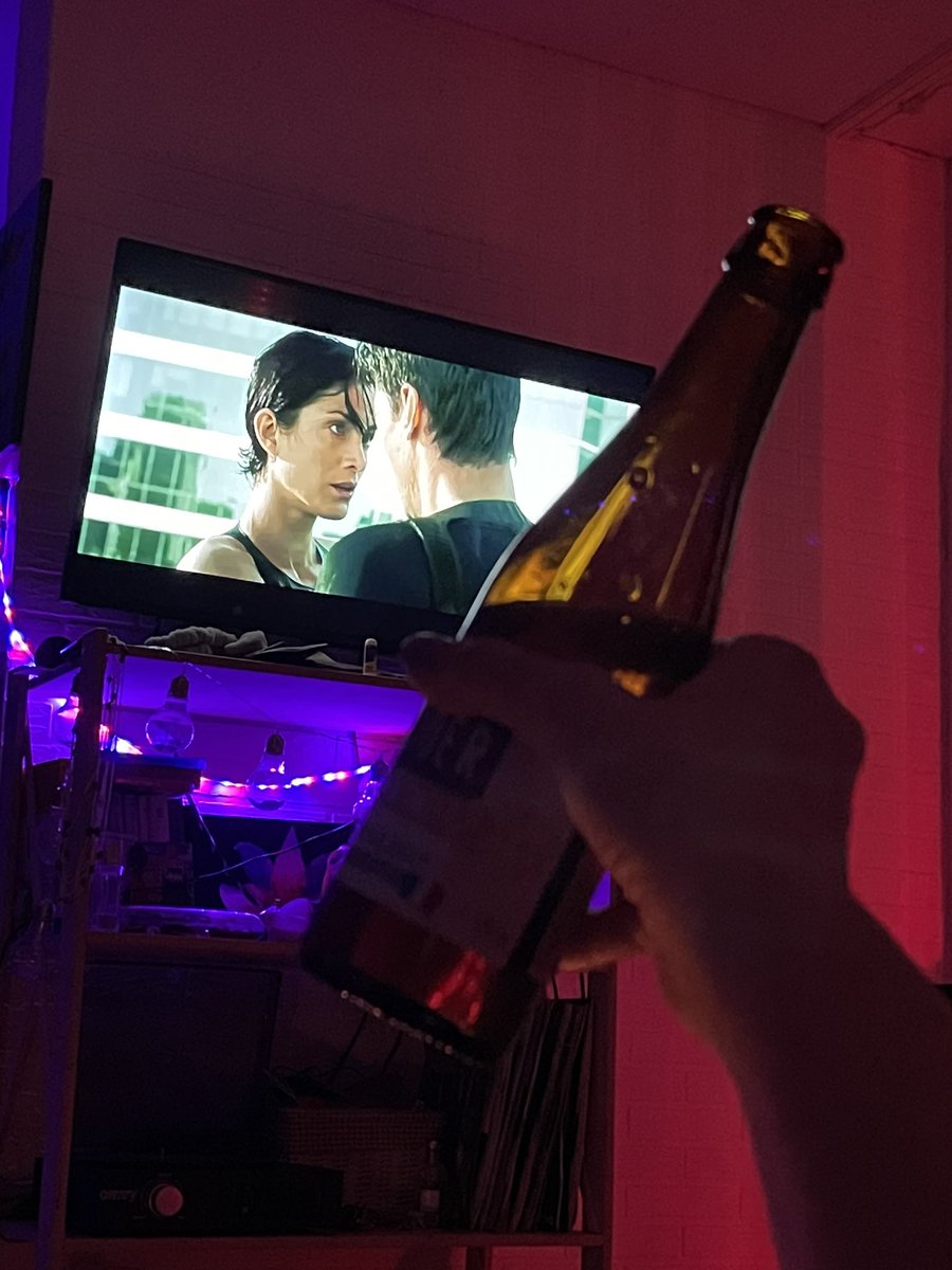 Mari 🪬 tweet media