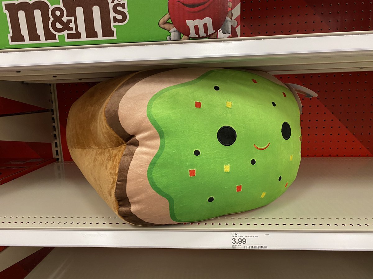 plushieoverload's tweet image. look at this loaf i found today