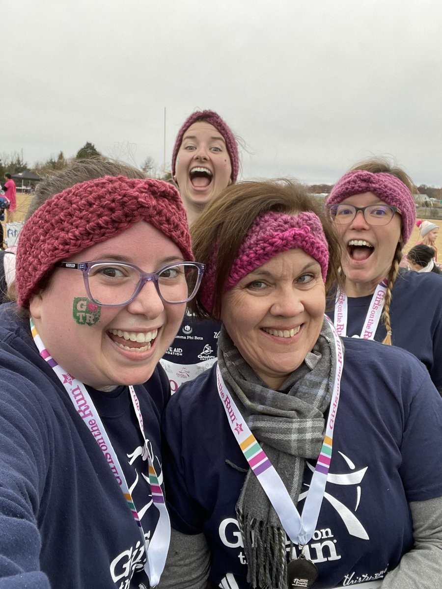 Mrs_SimsSPES's tweet photo. Today I am thankful for the FABULOUS SPES Girls on the Run team! It was amazing seeing these girl shine all season and crush their 5k today!!! @CCPSSPES https://t.co/tagDv8mq8Y