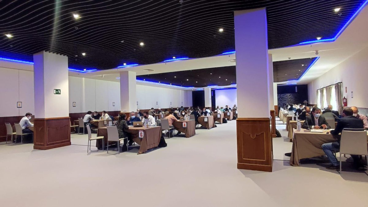 secotsecot's tweet photo. Este fin de semana se ha celebrado en Madrid una nueva edición del EBOT (Exam European Board of Orthopaedics and Traumatology) organizado por SECOT. 

👨‍⚕👩‍⚕72 alumnos.
👨‍🏫👩‍🏫40 examinadores.

Muchas gracias a tod@s por el excelente nivel mostrado.

#EBOT @EFORTnet https://t.co/UgIVoPSDPK