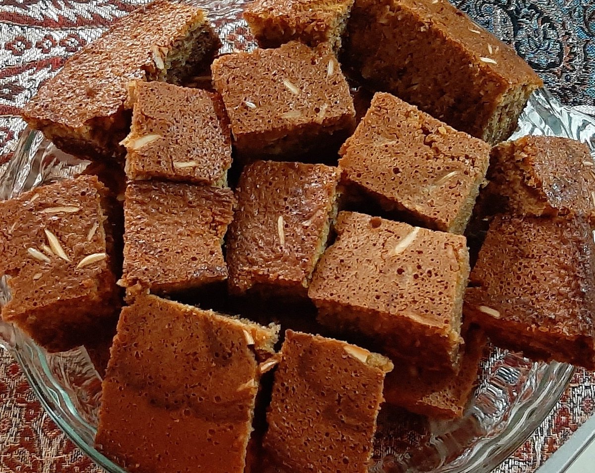 اگ دوست من باشی ازین کیکا برات درس میکنم^^