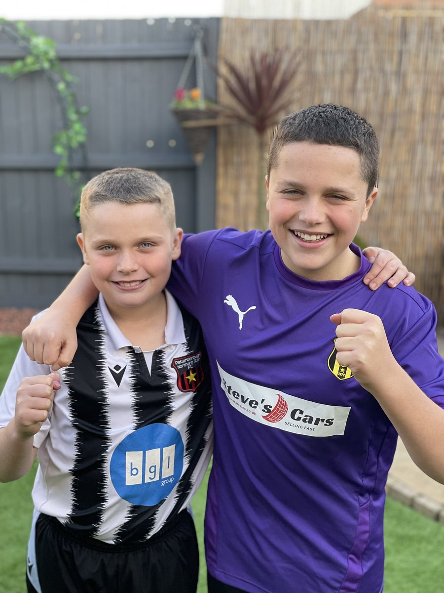 Enright2214's tweet photo. Both boys get the ‘W’ today (Harrison on the scoresheet too). Love it!!! #PDJAL @PDJALUK #pns #cjfc @PNSFC_official @CrowlandJFC https://t.co/4FmVN2TbK7