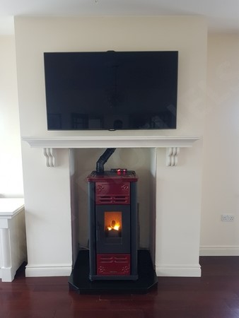 Kerry Biofuels on X: Business season of installations - an Extraflame  Serafina room heating wood pellet stove in #Tralee. ~ wifi connected ~  replaced a solid fuel stove #woodpellets #woodpelletstove  @lanordicaextraflame https://t.co/euCj7Fo5TN /