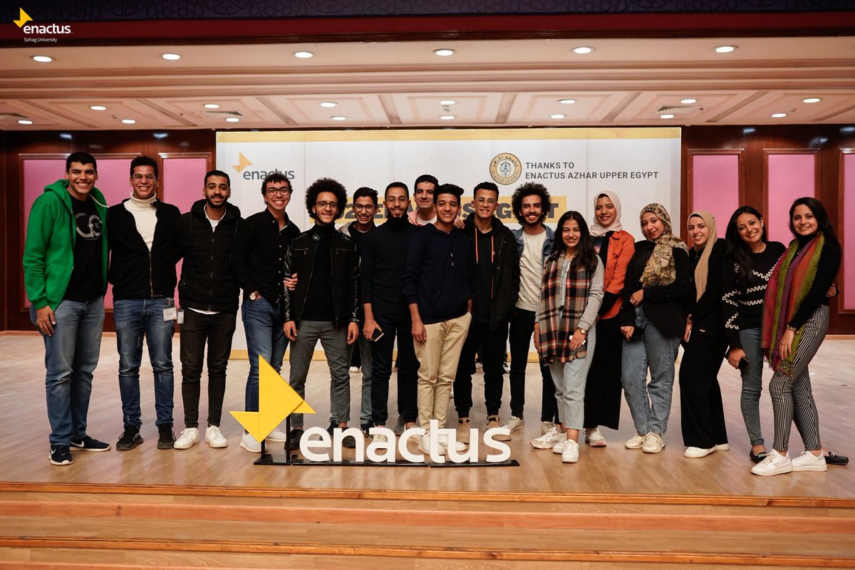 enactus_su's tweet photo. "Leadership &amp; learning are indispensable to each other."

Here is a picture of Enactus Sohag heroes attending the Leadership Training. 💛

Great thanks to Enactus Azhar team for having us. ✨

#leadership #EnactusEgypt #Enactus_Sohag https://t.co/trYDjaJw7M