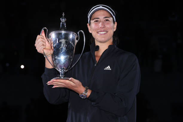 FeminaDeportes's tweet image. #Tenis 🎾 | @GarbiMuguruza 🇪🇸 conquistó el @WTA_Espanol Masters 1000 de Guadalajara 🇲🇽, tras vencer en la final a Anett Kontaveit 🇪🇪 por parciales 6-3, 7-5.