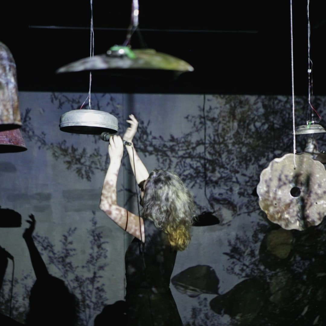 FestivalExit's tweet photo. 💥 Último día de "A Plomo" 💥

Hasta las 17 hs, la instalación de Sofía Scheps + Juanita Fernández se podrá visitar en @CE_Subte 

🎟️ Entrada libre y gratuita (sin reserva) 

#FestivalEXIT #MasQueUnFestival https://t.co/HZ6GumqafN