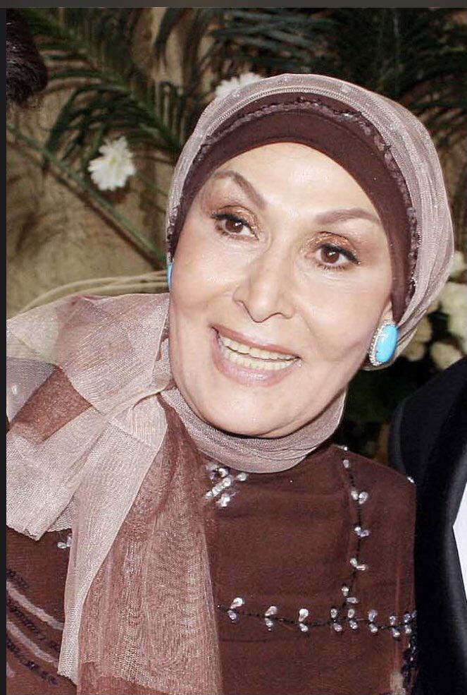 MaySerbey's tweet photo. وداعا الفنانة القديرة سهير البابلي التي رحلت بعد صراع مع المرض وهي التي رسمت الفرح والضحكة في قلوب الجماهير العربية على مدى سنين طويلةوأثرت بأعمالها السينما والمسرح والتلفزيون  رحمها الله https://t.co/X07qOW8xpI