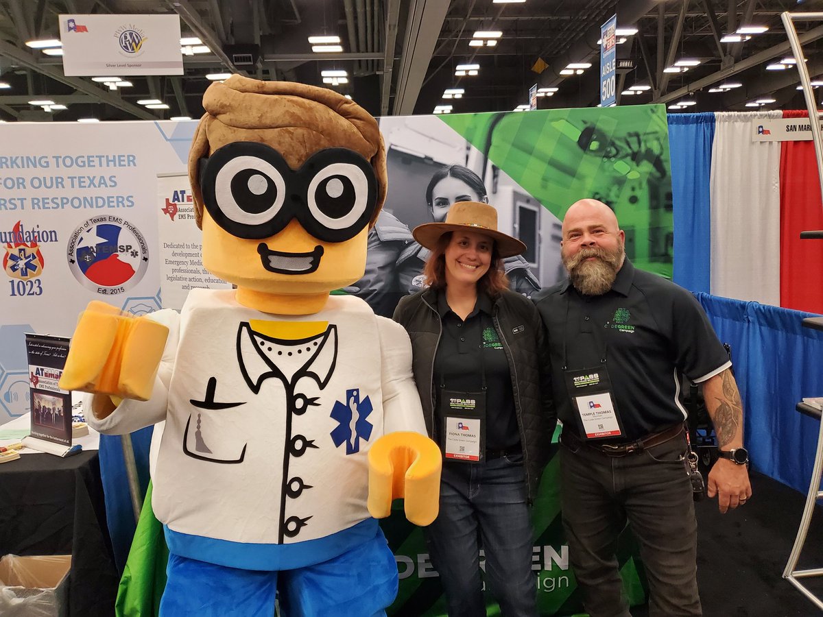 CodeGreenEMS's tweet photo. Look who we got a visit from!!! https://t.co/c5SGR74a7B
