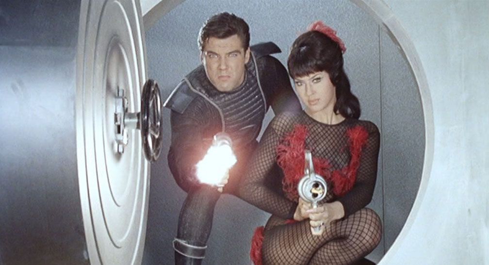 preachzilla's tweet photo. #StarPilot (aka 2+5 MISSIONE HYDRA) Holy cow, sci-fi from 60's Italy has always been campy, but this one? It's as schlock as it gets. Badly done through and through, and the acting's just abysmal. #GordonMitchell #KirkMorris #LeonoraRuffa https://t.co/almi783Os9