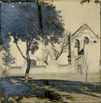 21 noviembre 1822.- Se inicia la construcción de las casas consistoriales del municipio del Valle de San Nicolás de la Capellanía (hoy, #RamosArizpe), #Coahuila. Para su edificación se contó con el apoyo de la familia Ramos Arizpe.