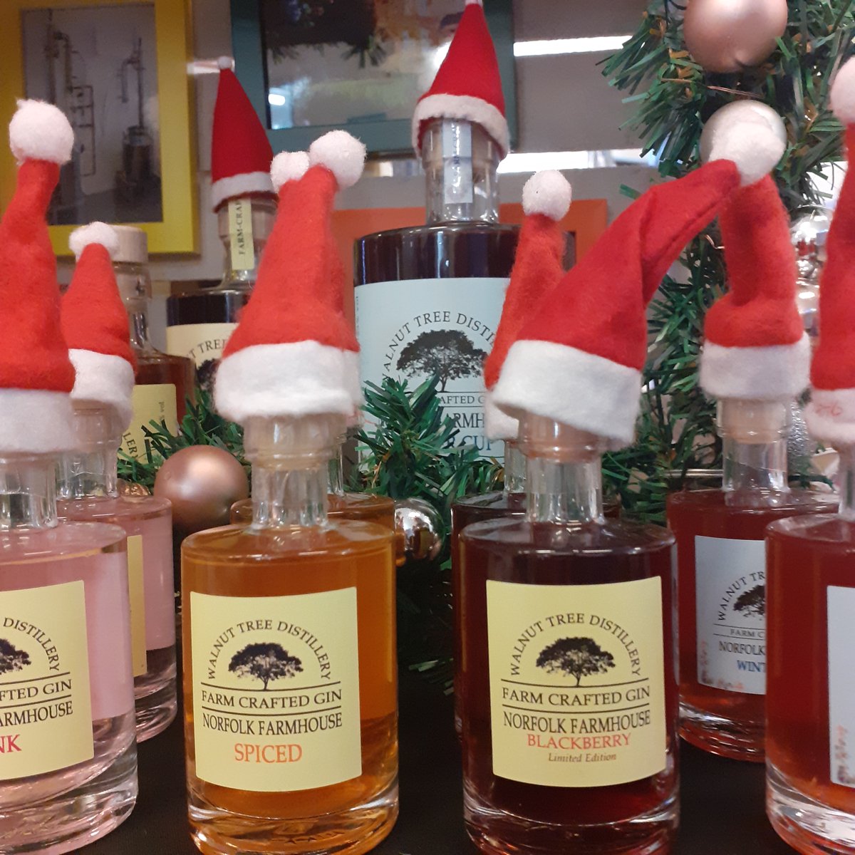 The Gin Santa army is primed and ready to go....... We'll be visiting @baytreeofhilgay tomorrow showcasing some of our gins. If you are in the area pop by and say hello. #santaarmy #ginsanta #gin #santahat #showcase #gintasting