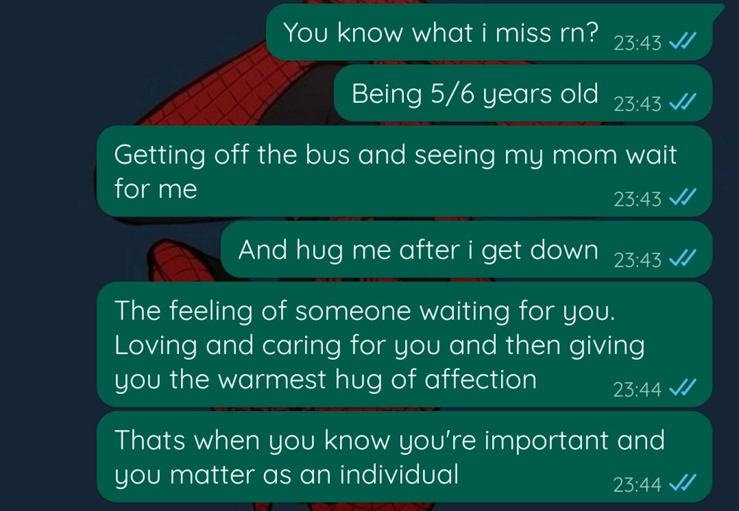 brshitbr's tweet photo. Someone tell my mom that her son is broken https://t.co/WRtwIgDvSM
