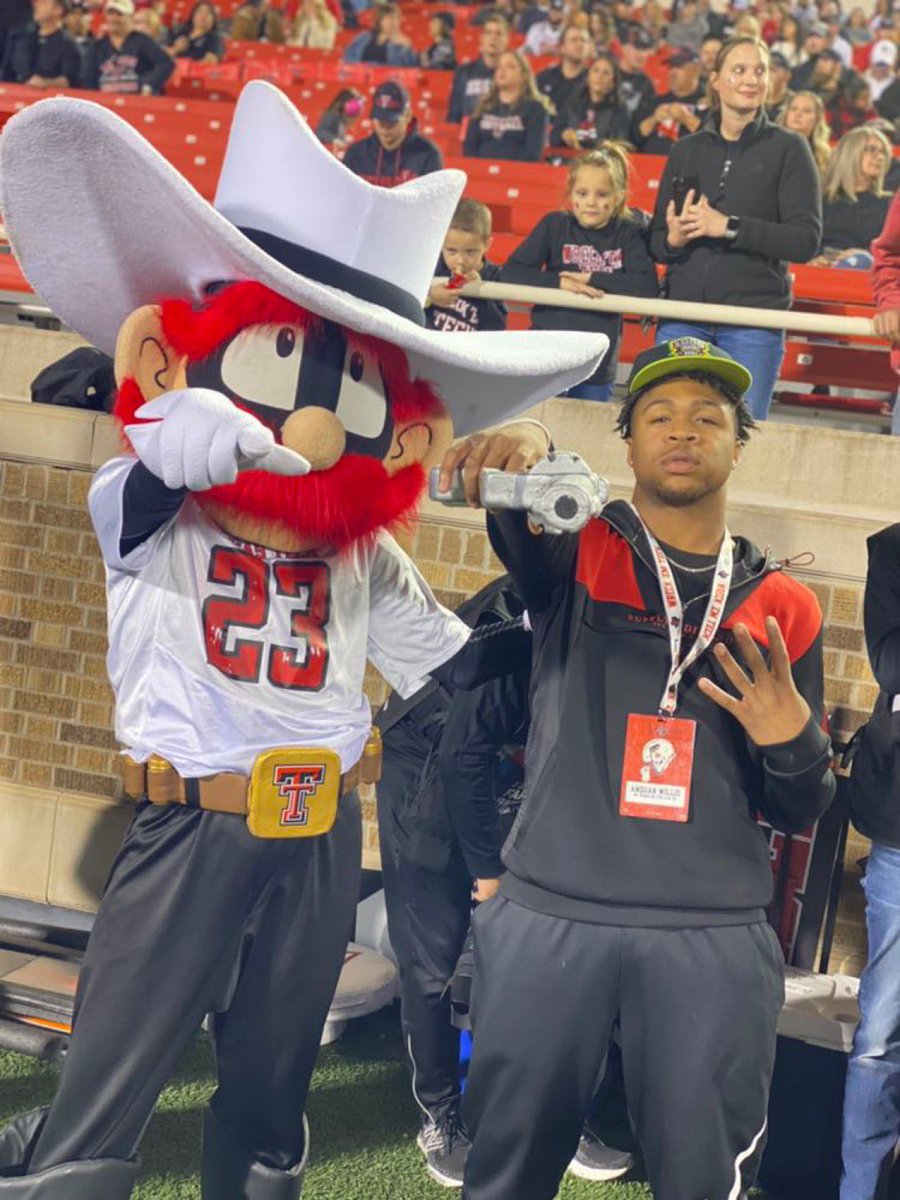 AnquanW1's tweet photo. Texas Tech was amazing❗️Thank all the coaches and staff for having me I definitely plan on coming back ❤️🤝 https://t.co/WkYMcAhm1S