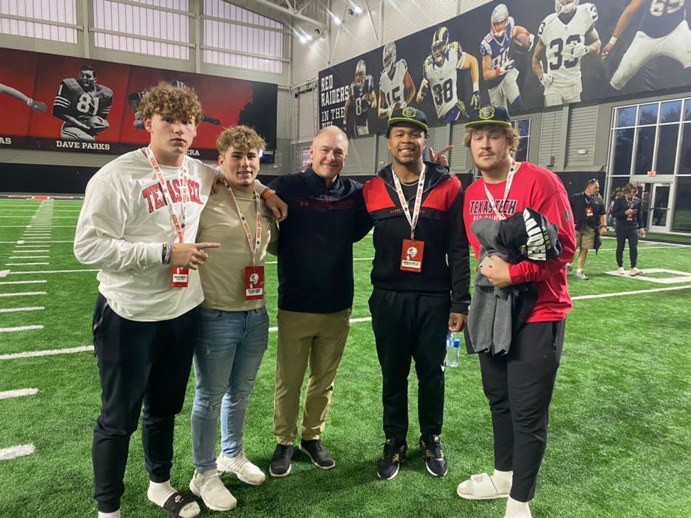 AnquanW1's tweet photo. Texas Tech was amazing❗️Thank all the coaches and staff for having me I definitely plan on coming back ❤️🤝 https://t.co/WkYMcAhm1S