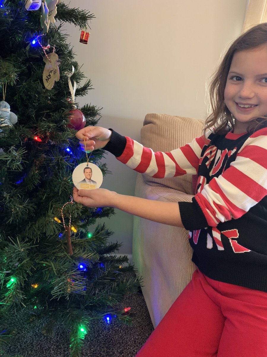 lammags's tweet image. Mom, what IS this? Um, only my most precious ornament! @WillieGeist