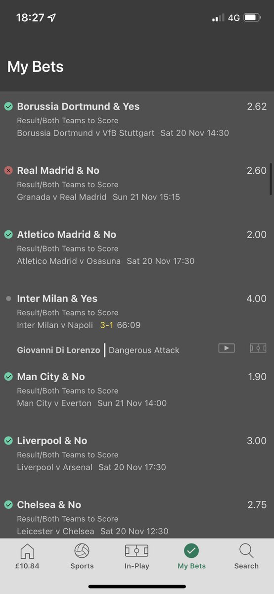 TrueBlueNo9's tweet image. Not fair