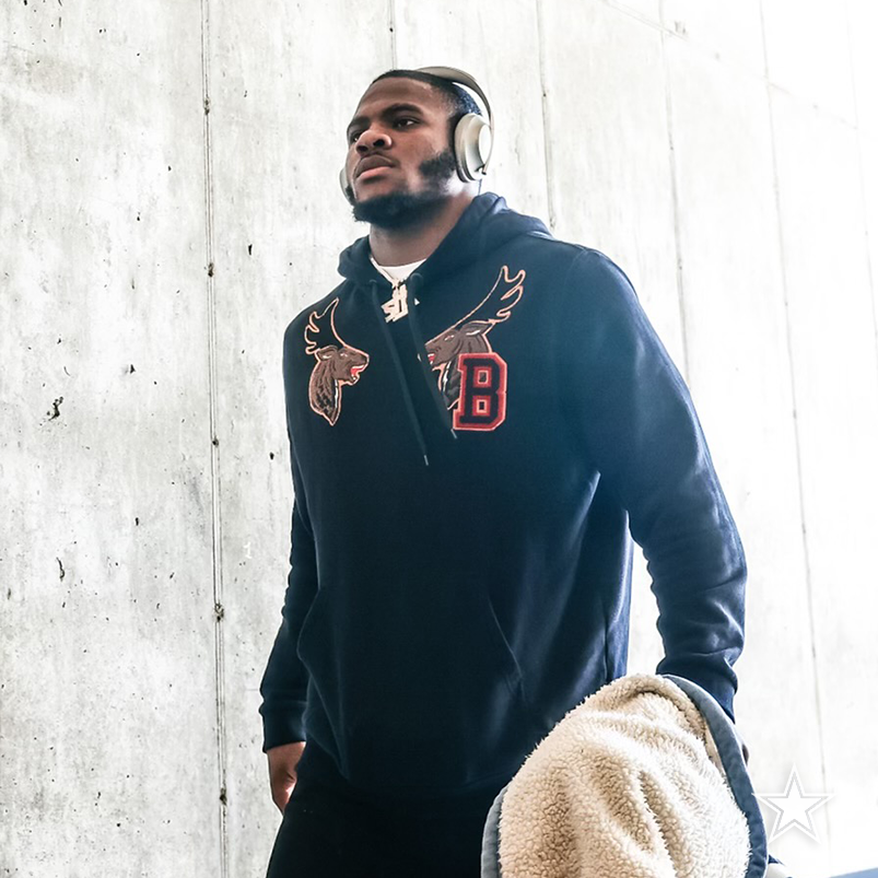 dallascowboys's tweet photo. Dem Boyz have arrived 😎

#DALvsKC | #DallasCowboys https://t.co/UJH0bjAwyX