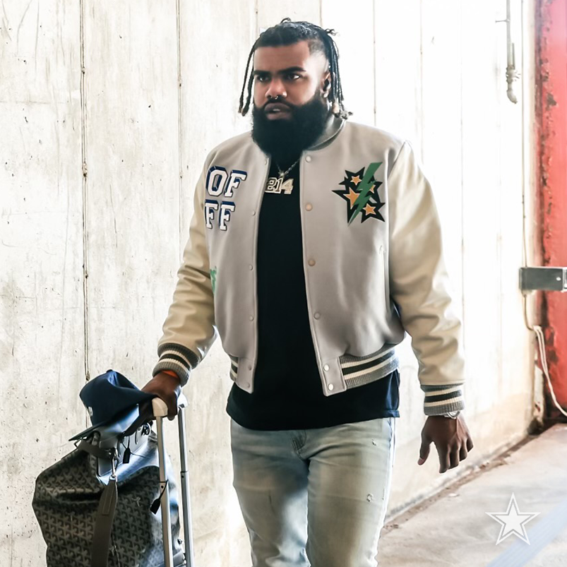 dallascowboys's tweet photo. Dem Boyz have arrived 😎

#DALvsKC | #DallasCowboys https://t.co/UJH0bjAwyX