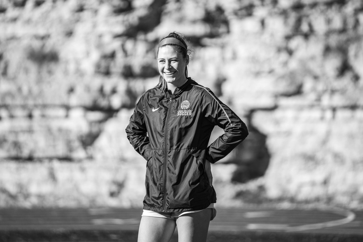 LorasWSoccer's tweet photo. Here. Comes. Loras. 

#GoDuhawks https://t.co/Q1dlKc0LyE