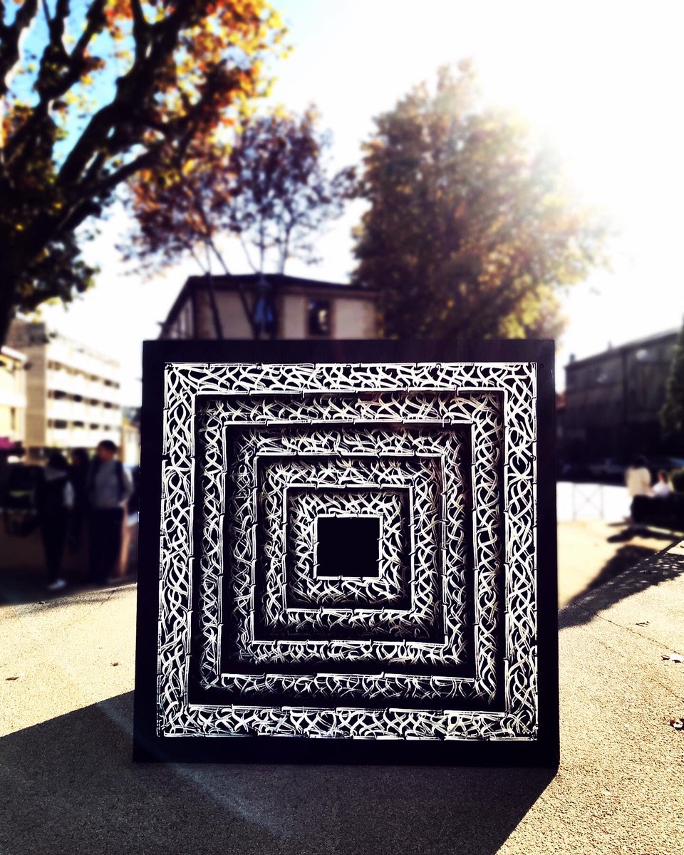 Maderno_'s tweet photo. - Participation à la semaine du handicap à Salon de Provence -              Cube 2x2m.                                     #handicap #inclusion   #salondeprovence #corabook #circleart #abstractart #calligraphy #calligraffiti #calligraphymasters #lettering https://t.co/CKs8sqSx82