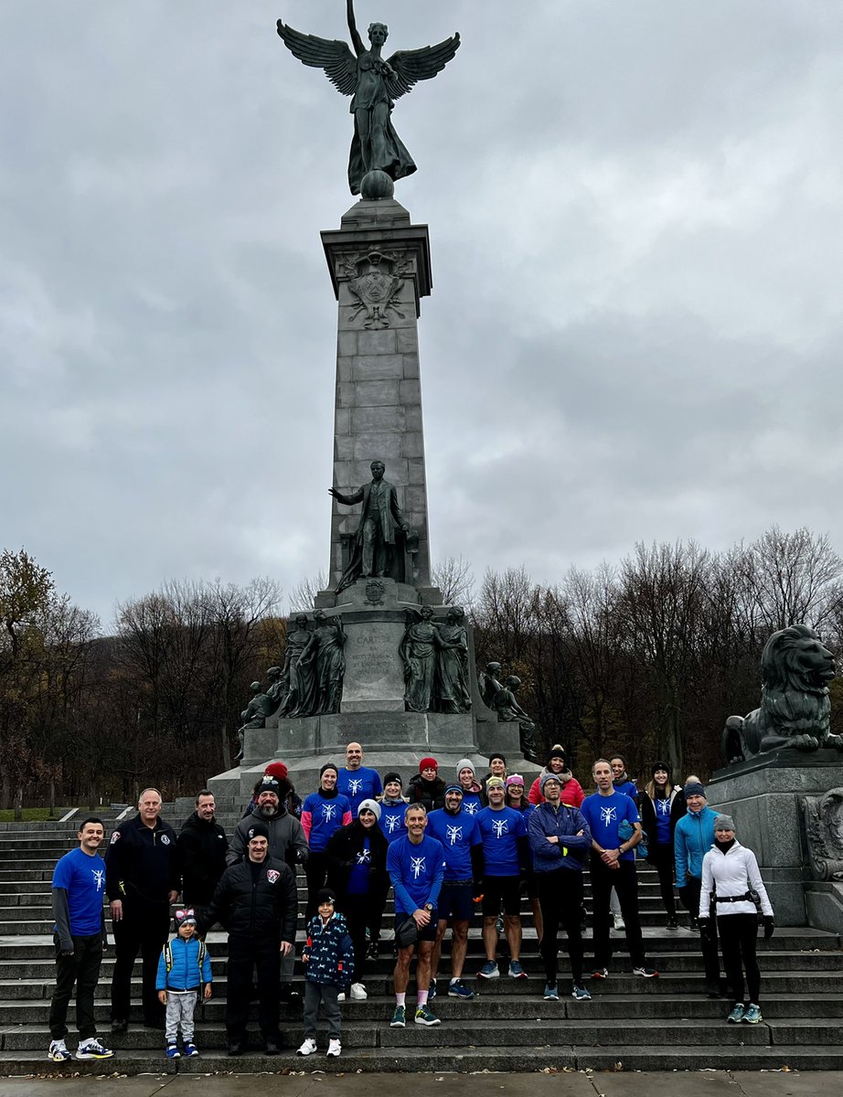 NormandBlais's tweet photo. Unis face à un ennemi commun. Merci à tous mes amis, parents et partenaires de santé pour nous supporter contre ce fléau que représente le cancer du poumon #defirespire @cancermtl https://t.co/YMdCtXd8s6