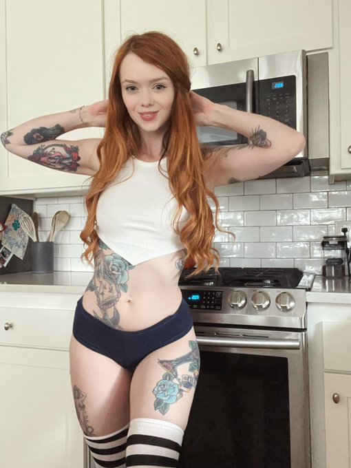 Happy Sunday 🥞 https://t.co/s9zzkYmlLG