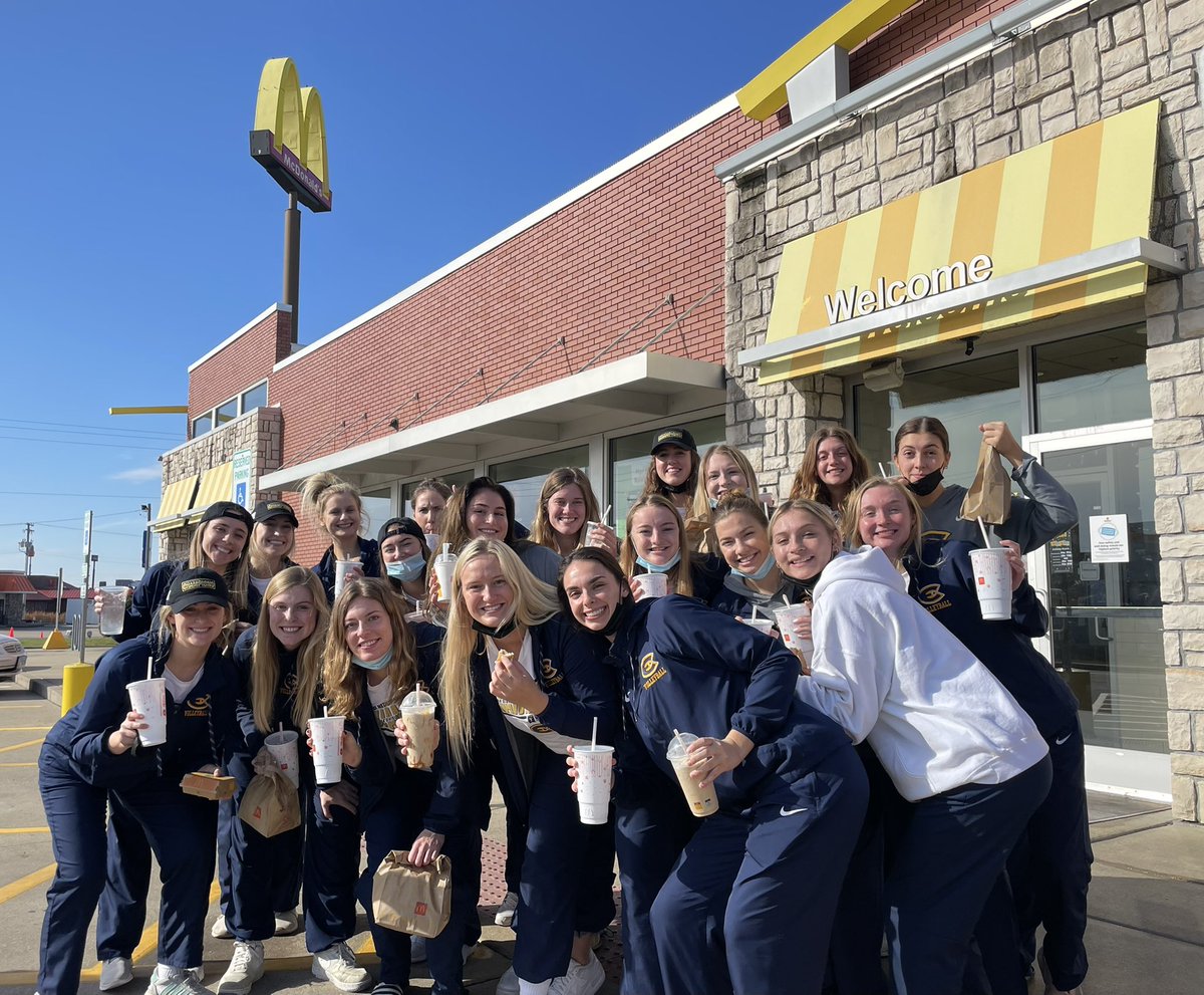 UW-Eau Claire Blugold Volleyball tweet media